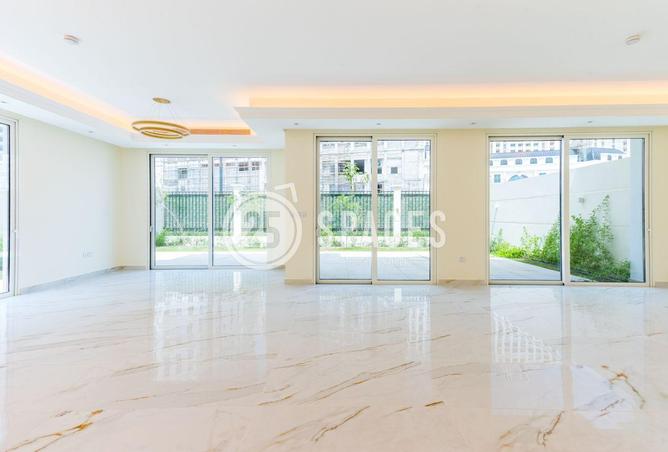 1015058 - Property Image 2