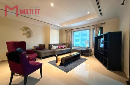Apartment - 1 Bedroom - 2 Bathrooms for rent in West Porto Drive - Porto Arabia - The Pearl Island - Doha
