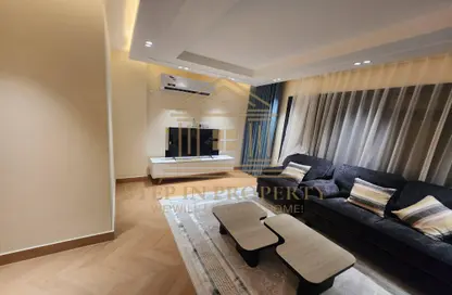 شقة - 2 غرف نوم - 2 حمامات للايجار في شارع النصر - النصر - الدوحة