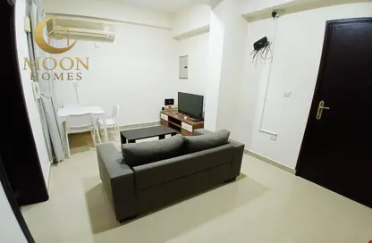 Apartment - 1 Bedroom - 1 Bathroom for rent in Umm Ghuwailina 4 - Umm Ghuwailina - Doha