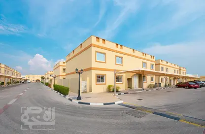 شقة - 4 غرف نوم - 4 حمامات للايجار في مجمع فيلات إستيت - الوعب - الوعب - الدوحة