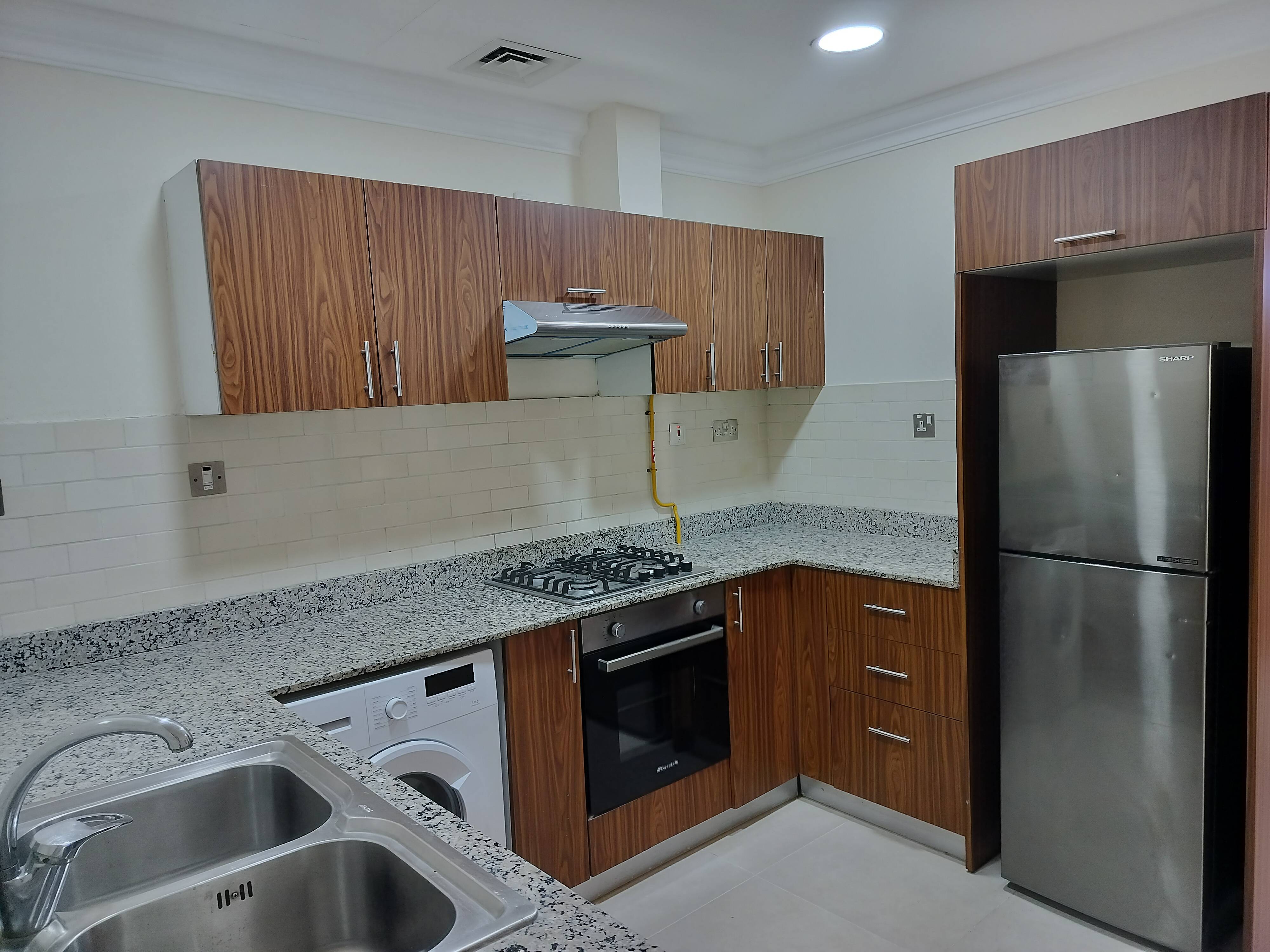 2 Months Free – 2 BHK Furnished Apartment fox hill thumbnail 22