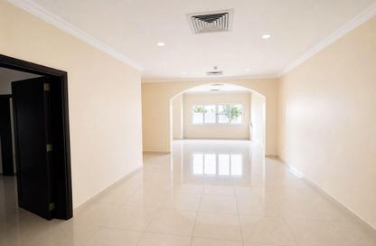 Villa - 4 Bedrooms - 5 Bathrooms for rent in Bu Hamour Street - Abu Hamour - Doha