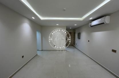 Apartment - 2 Bedrooms - 3 Bathrooms for rent in Madinat Khalifa Building 58 - Madinat Khalifa South - Madinat Khalifa - Doha Apartment - 2 Bedrooms - 3 Bathrooms for rent in Madinat Khalifa Building 58 - Madinat Khalifa South - Madinat Khalifa - Doha