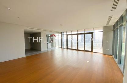 Apartment - 2 Bedrooms - 3 Bathrooms for sale in Seef Lusail Tower 1 - Seef Lusail - Lusail City - Lusail