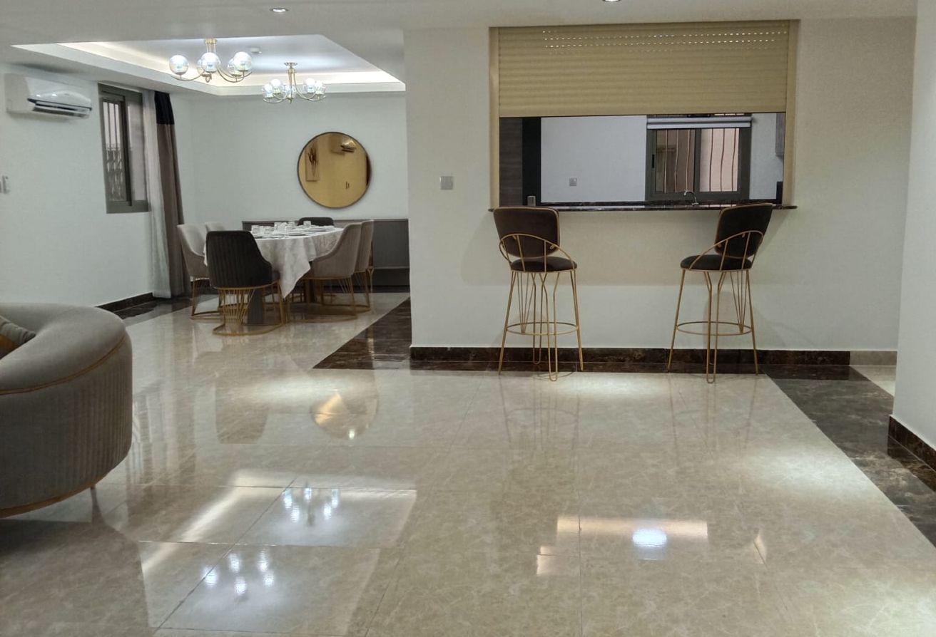 3 bedroom furnished living in Al Wakra