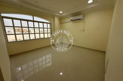 Villa - Studio - 1 Bathroom for rent in Souk Al gharaffa - Al Gharrafa - Doha Villa - Studio - 1 Bathroom for rent in Souk Al gharaffa - Al Gharrafa - Doha