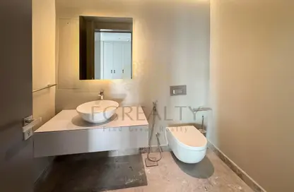 Apartment - 1 Bedroom - 2 Bathrooms for sale in Seef Lusail Tower 1 - Seef Lusail - Lusail City - Lusail