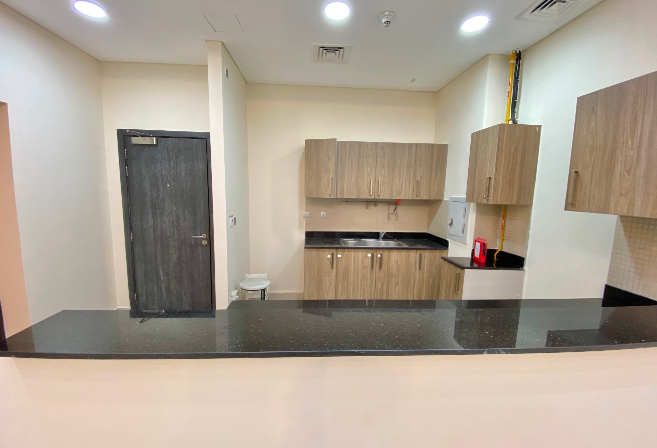 Luxury 2BHK+Maid |Spacious Balcony|Prime Location thumbnail 9