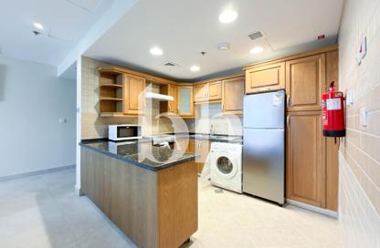 Apartment - 2 Bedrooms - 3 Bathrooms for rent in West Bay Tower - West Bay - West Bay - Doha