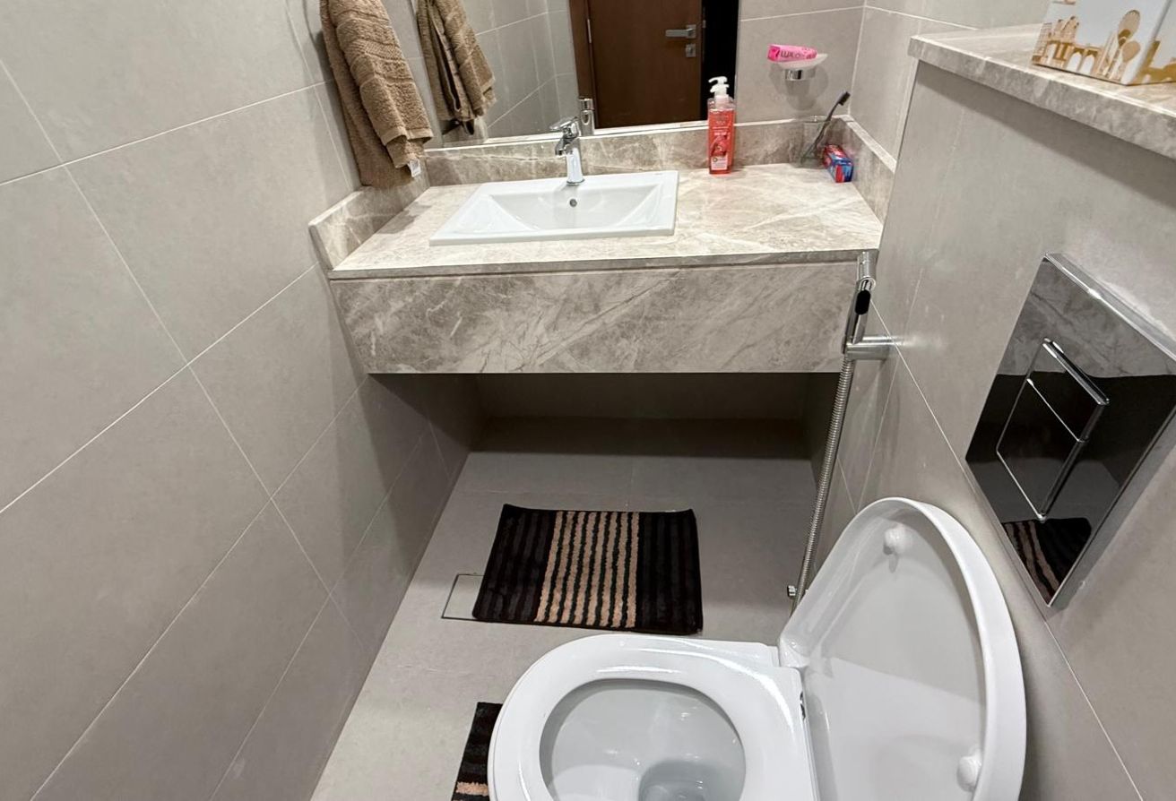 Invest Smart: 2BHK Sea-View, 3-Year Plan High Rent thumbnail 9