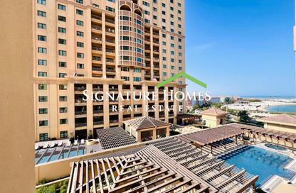 Apartment - 1 Bedroom - 2 Bathrooms for sale in West Porto Drive - Porto Arabia - The Pearl Island - Doha