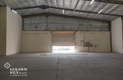 Warehouse - Studio for rent in Industrial Area 1 - Industrial Area - Doha