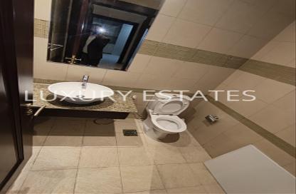 Apartment - 1 Bedroom - 2 Bathrooms for rent in East Porto Drive - Porto Arabia - The Pearl Island - Doha Apartment - 1 Bedroom - 2 Bathrooms for rent in East Porto Drive - Porto Arabia - The Pearl Island - Doha