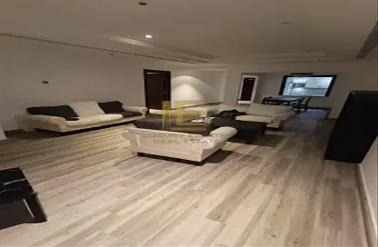 شقة - غرفة نوم - 2 حمامات للايجار في طريق بورتو الشرقي - بورتو أرابيا - جزيرة اللؤلؤة - الدوحة شقة - غرفة نوم - 2 حمامات للايجار في طريق بورتو الشرقي - بورتو أرابيا - جزيرة اللؤلؤة - الدوحة