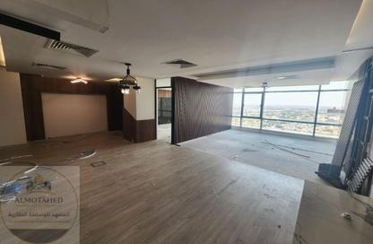 Office Space - Studio - 6 Bathrooms for rent in Marina Tower 02 - Marina District - Lusail