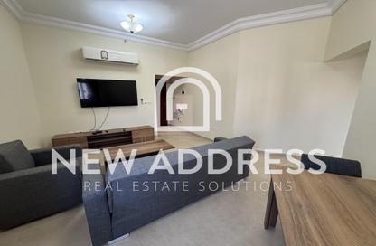 Apartment - 1 Bedroom - 2 Bathrooms for rent in Umm Ghuwailina 4 - Umm Ghuwailina - Doha