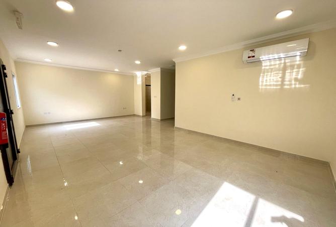 52409129 - Property Image 3