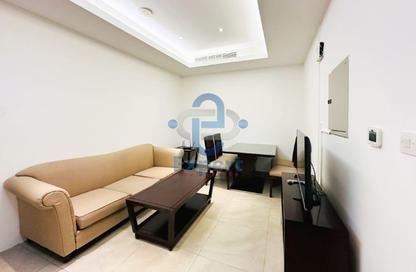 Apartment - 2 - 3 for rent in Umm Ghuwailina 4 - Umm Ghuwailina - Doha