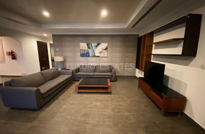 Apartment - 2 - 3 for rent in West Porto Drive - Porto Arabia - The Pearl Island - Doha