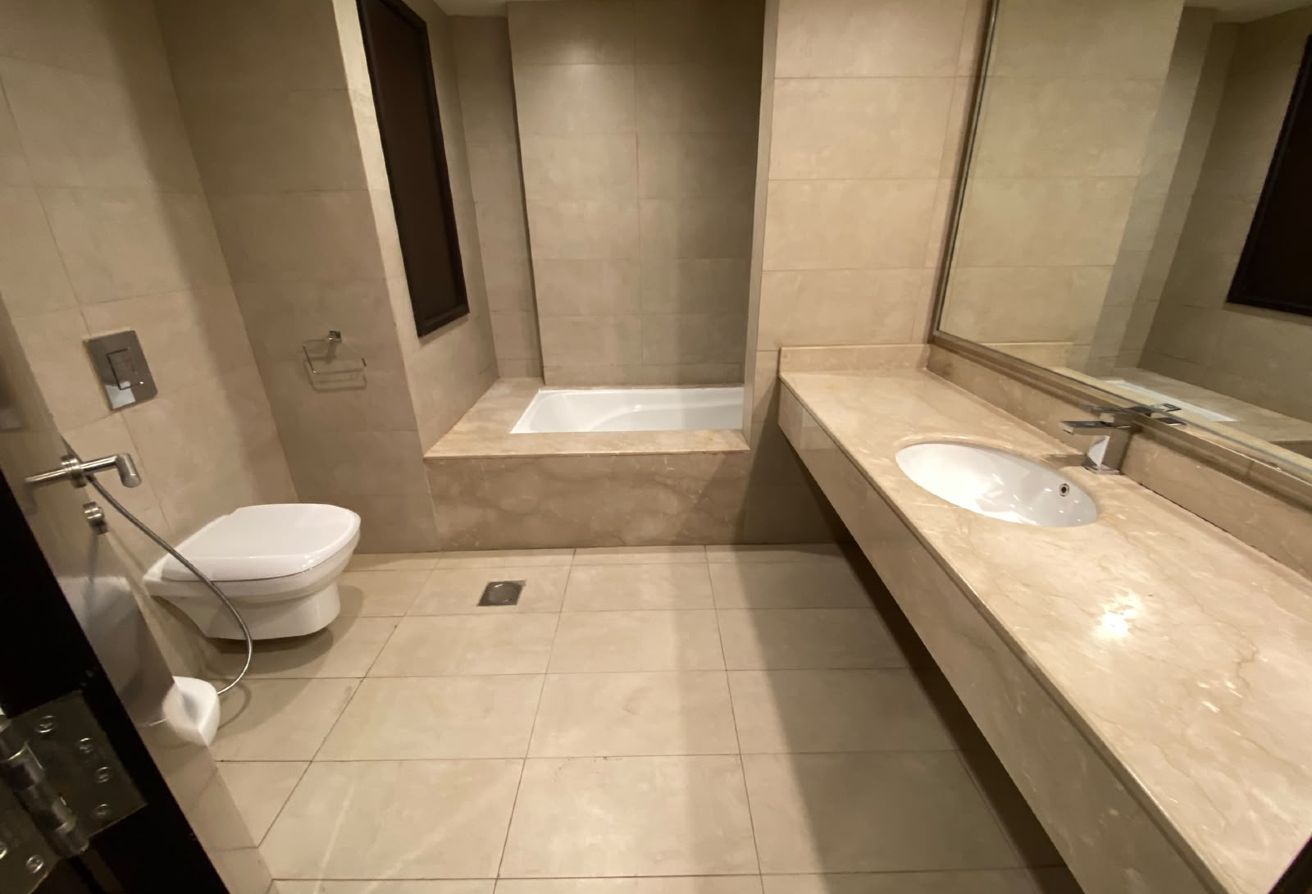 2 BHK Fully Furnished | Porto Arabia | QAR 11,999 thumbnail 18