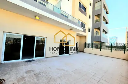 Apartment - 2 Bedrooms - 3 Bathrooms for sale in Piazza 2 - La Piazza - Fox Hills - Lusail