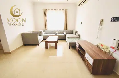 Apartment - 1 Bedroom - 1 Bathroom for rent in Umm Ghuwailina 4 - Umm Ghuwailina - Doha