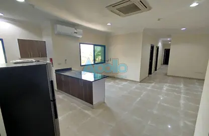 Apartment - 3 Bedrooms - 2 Bathrooms for rent in Al Maamoura - Al Maamoura - Doha Apartment - 3 Bedrooms - 2 Bathrooms for rent in Al Maamoura - Al Maamoura - Doha