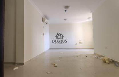 Apartment - 2 Bedrooms - 2 Bathrooms for rent in Tadmur Street - Old Airport Road - Doha