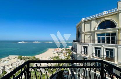 Apartment - 3 Bedrooms - 5 Bathrooms for rent in Floresta Gardens - Floresta Gardens - The Pearl Island - Doha