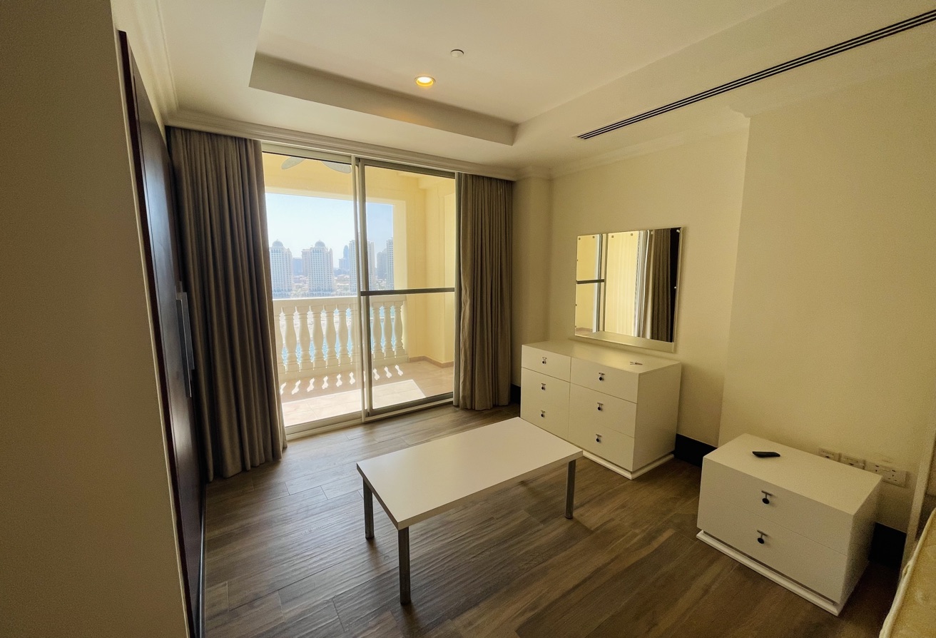 Elegant Studio | Viva Bahriya | Marina Views thumbnail 4
