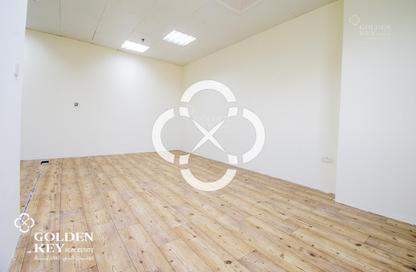 Office Space - Studio - 2 Bathrooms for rent in Hiteen Street - Al Muntazah - Doha