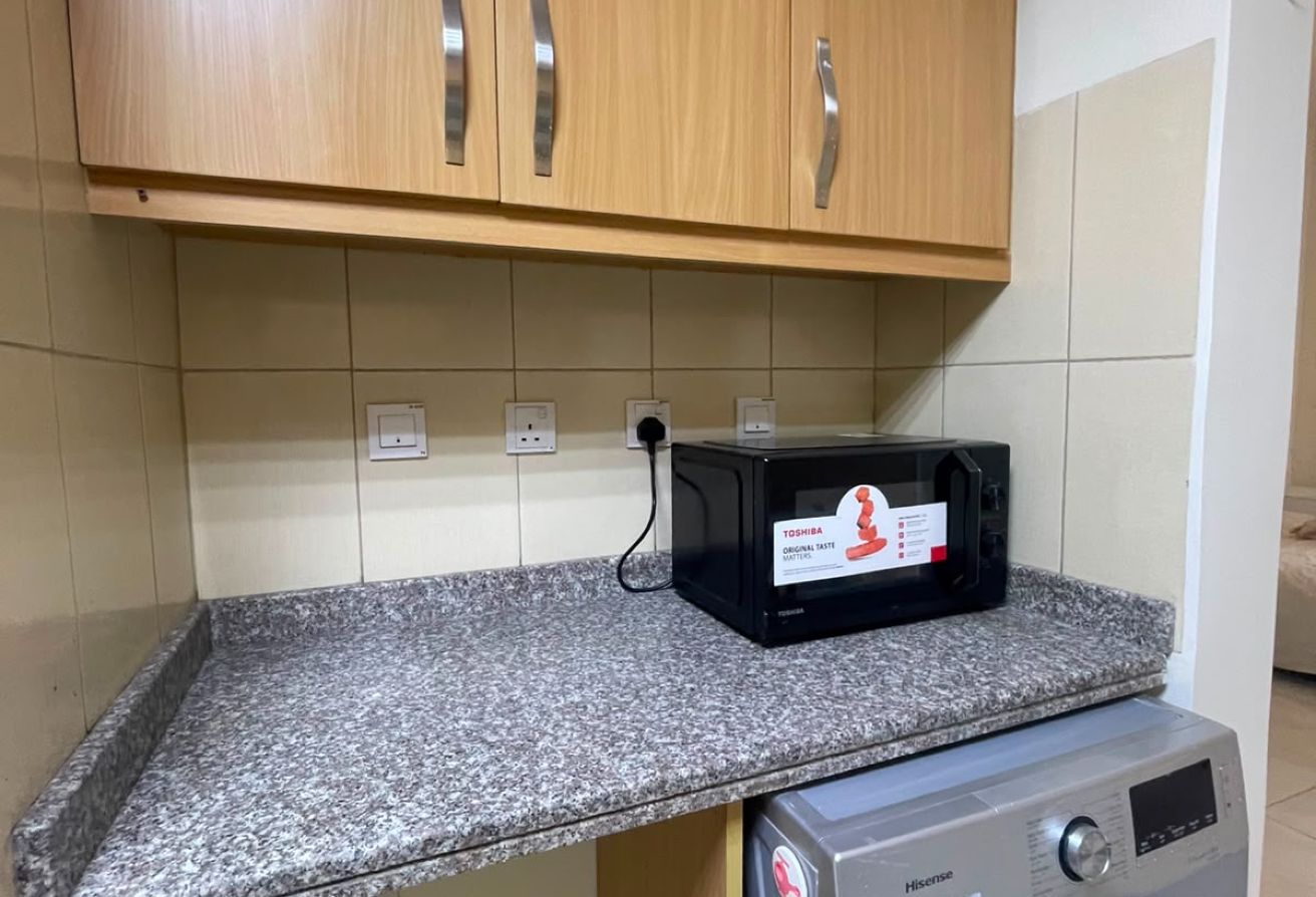 LAVISH STUDIO FULLY FURNISHED IN FOXHILLS @ 4695 thumbnail 5