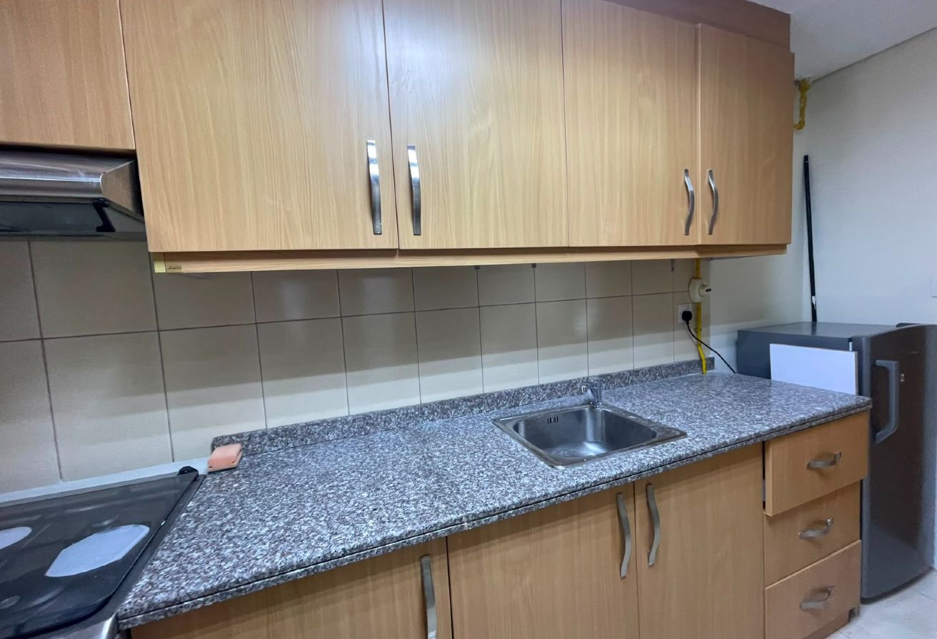 LAVISH STUDIO FULLY FURNISHED IN FOXHILLS @ 4695 thumbnail 6