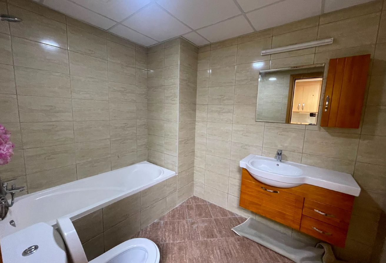 LAVISH STUDIO FULLY FURNISHED IN FOXHILLS @ 4695 thumbnail 8