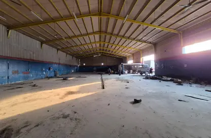 Warehouse - Studio - 6 Bathrooms for sale in Industrial Area 5 - Industrial Area - Industrial Area - Doha