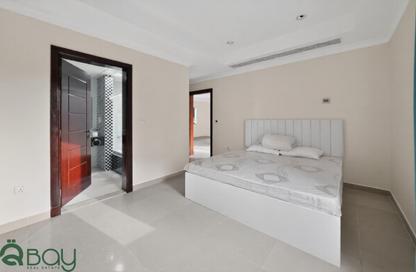 Apartment - 1 Bedroom - 2 Bathrooms for rent in East Porto Drive - Porto Arabia - The Pearl Island - Doha