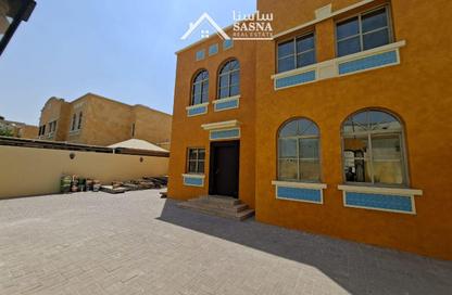 Villa - 4 Bedrooms - 4 Bathrooms for rent in Ain Khaled - Doha