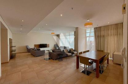 Apartment - 4 Bedrooms - 5 Bathrooms for rent in Anas Street - Fereej Bin Mahmoud North - Fereej Bin Mahmoud - Doha