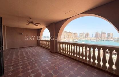 Apartment - 1 Bedroom - 2 Bathrooms for rent in Tower 31 - Porto Arabia - The Pearl Island - Doha