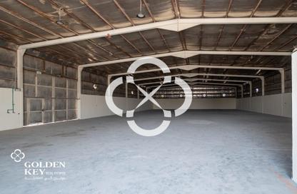 Warehouse - Studio - 1 Bathroom for rent in Industrial Area 5 - Industrial Area - Industrial Area - Doha