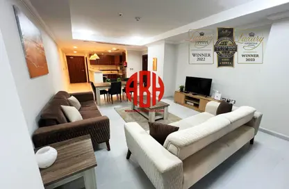 Apartment - 1 Bedroom - 2 Bathrooms for rent in East Porto Drive - Porto Arabia - The Pearl Island - Doha