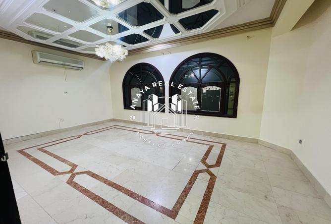 52590381 - Property Main Image