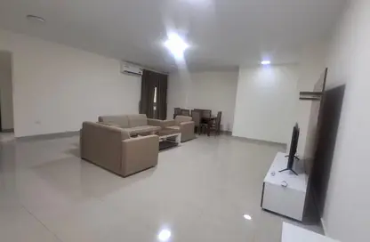 Apartment - 2 Bedrooms - 2 Bathrooms for rent in Kuwari Tower - Al Ghanim - Al Ghanim - Doha