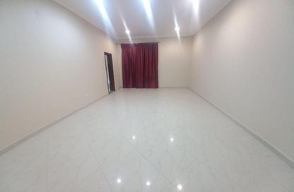Apartment - 3 Bedrooms - 3 Bathrooms for rent in Wadi Al Shaheeniya Street - Ain Khaled - Doha Apartment - 3 Bedrooms - 3 Bathrooms for rent in Wadi Al Shaheeniya Street - Ain Khaled - Doha