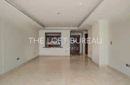 Apartment - 1 Bedroom - 2 Bathrooms for rent in East Porto Drive - Porto Arabia - The Pearl Island - Doha