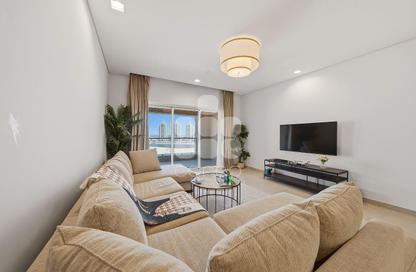 Apartment - 1 - 2 for rent in Al Mutahidah Tower - Viva Bahriyah - The Pearl Island - Doha