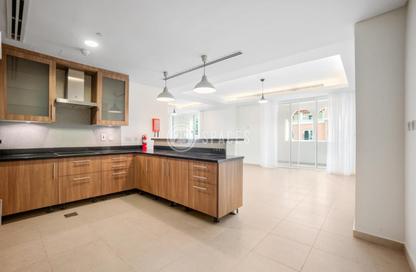 Apartment - 1 - 2 for rent in Viva East - Viva Bahriyah - The Pearl Island - Doha