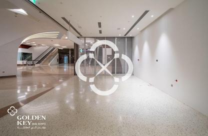 Shop - Studio for rent in Airport Road - Airport Area - Doha