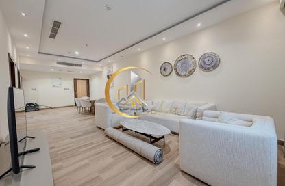 Apartment - 1 - 2 for rent in Anas Street - Fereej Bin Mahmoud North - Fereej Bin Mahmoud - Doha